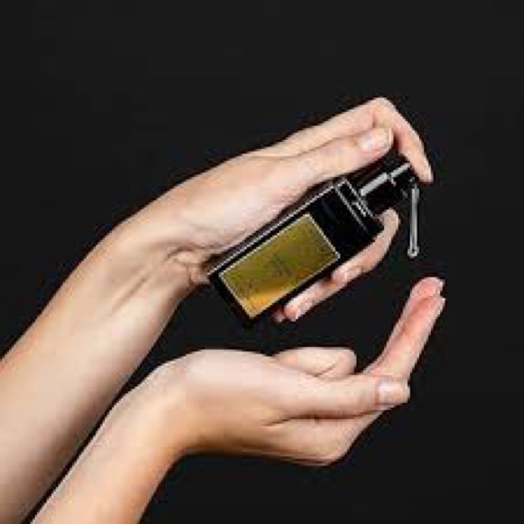 NEW - Epione Beverly Hills Flawless Serum (in the box) - Picture 2 of 7